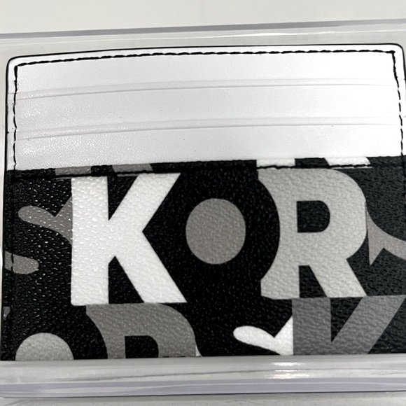 Coach Accessories - NWT Michael Kors Card Holder